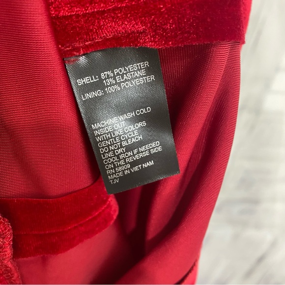 NEW Alex Marie Beth Velvet Jumpsuit Crimson Red Cape Sleeve V Neck Belted Formal - Picture 13 of 13